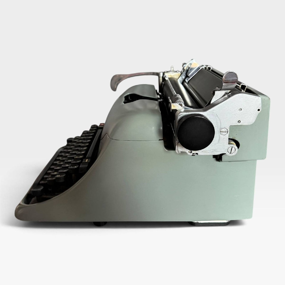 Olivetti Lexikon 80 verde a carrello corto — fotografia 6